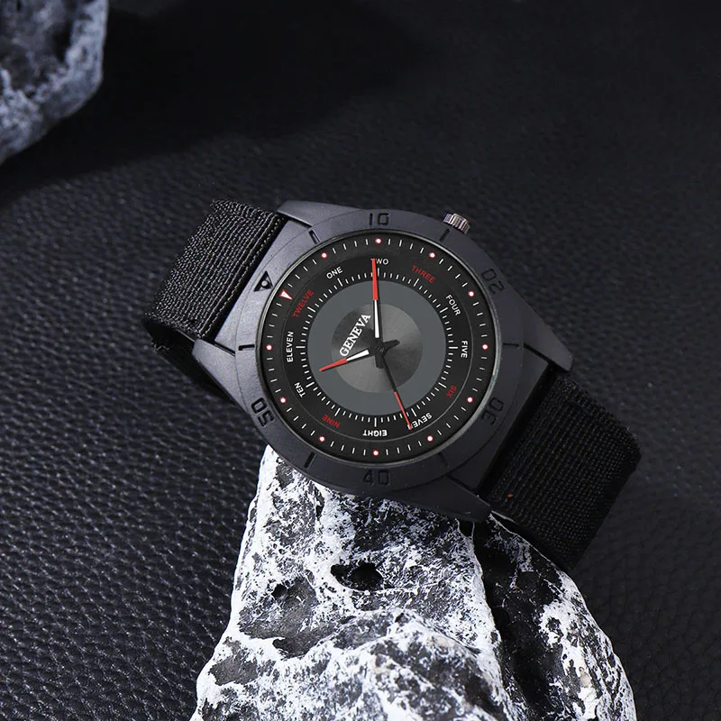 นาฬิกาสายไนลอนผู้ชายแฟชั่นชุด2ชิ้นนาฬิกาข้อมือควอทซ์หรูหรานาฬิกาธุรกิจสำหรับผู้ชายพร้อมสร้อยคอใบเมเปิล