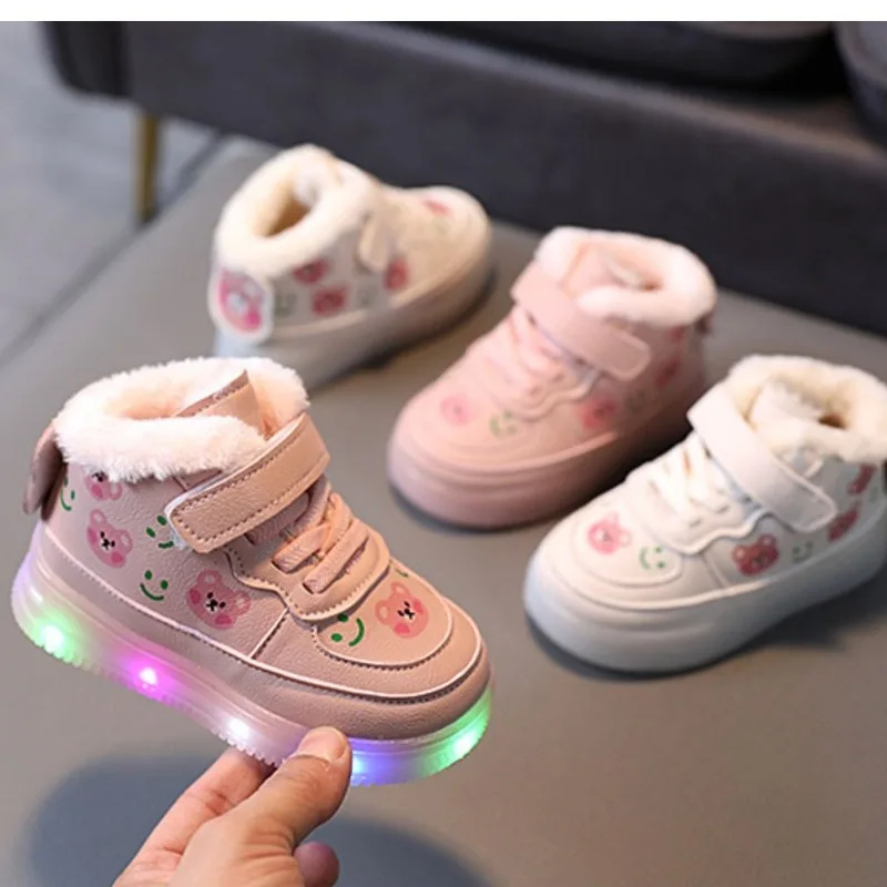 

Children Shoes Spring Autumn Children Lighting Casual Shoes Girls and Boys LED Sneakers Toddler Board Shoes Zapatos Para Niña