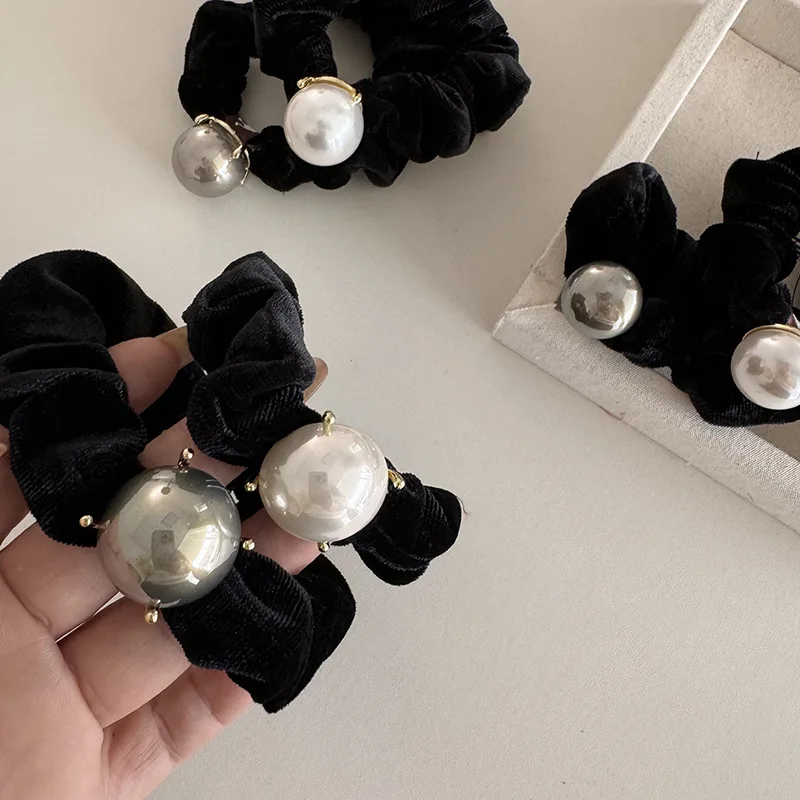 Pearl Black Velvet Intestine Ring Exquisite Bright Beads French Head Rope Retro Temperament Hair Ring Rubber Band Headdress