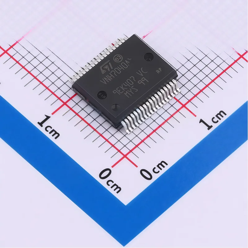 محرك VNH7040AYTR أصلي جديد 100% من فئة السيارات مدمج بالكامل على شكل حرف H