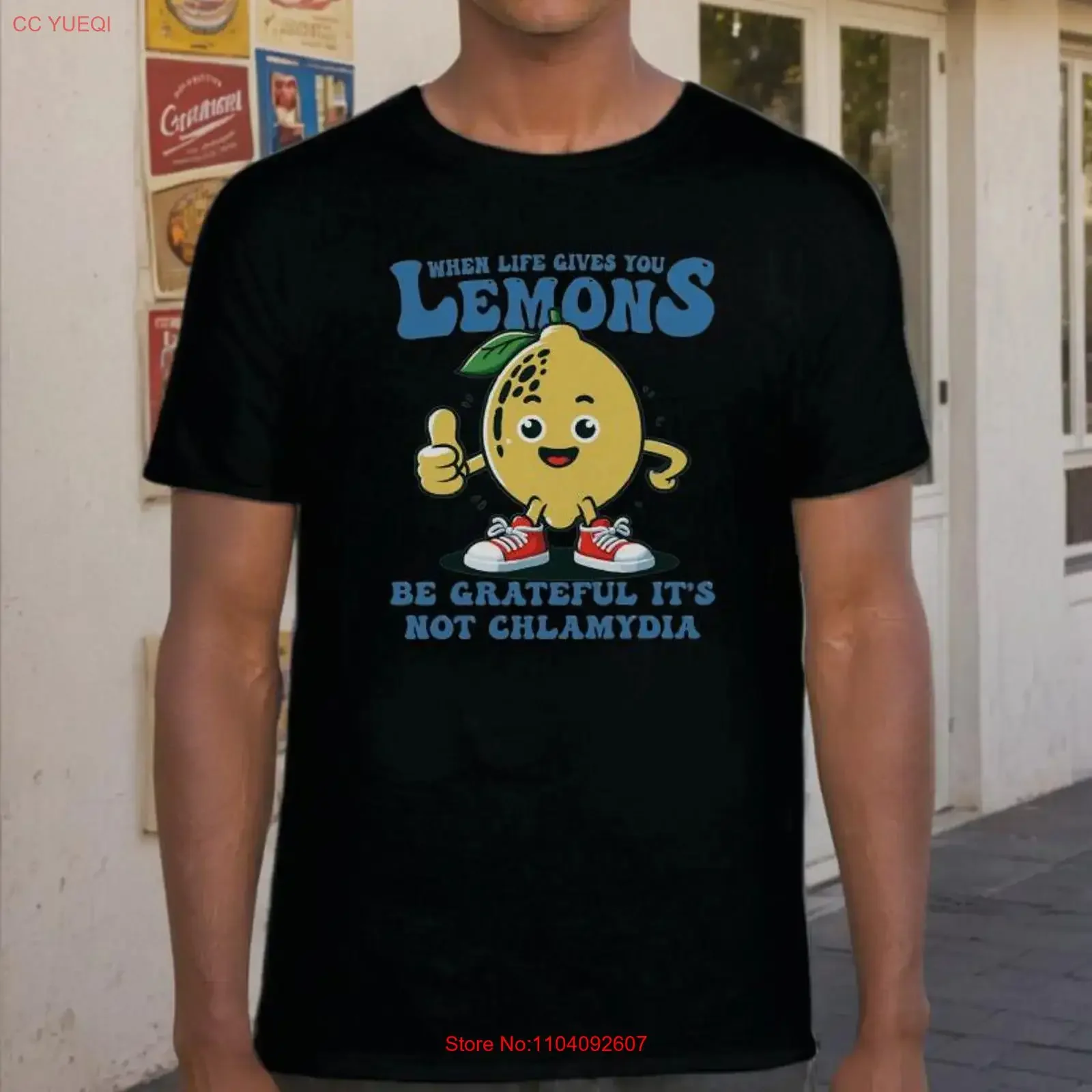 عندما تمنحك الحياة الليمون كن ممتنًا، إنه ليس كلاميديا مضحك تي شيرت ساخر هجومي ميمي s الكلاسيكية المغسولة