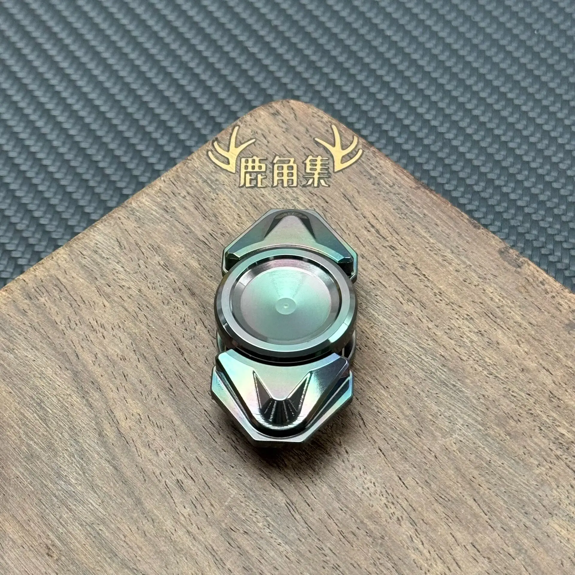 Used EDC Condensed Time, Two Pages of Vinda, Zirconium Color Sprocket Fidget Spinner