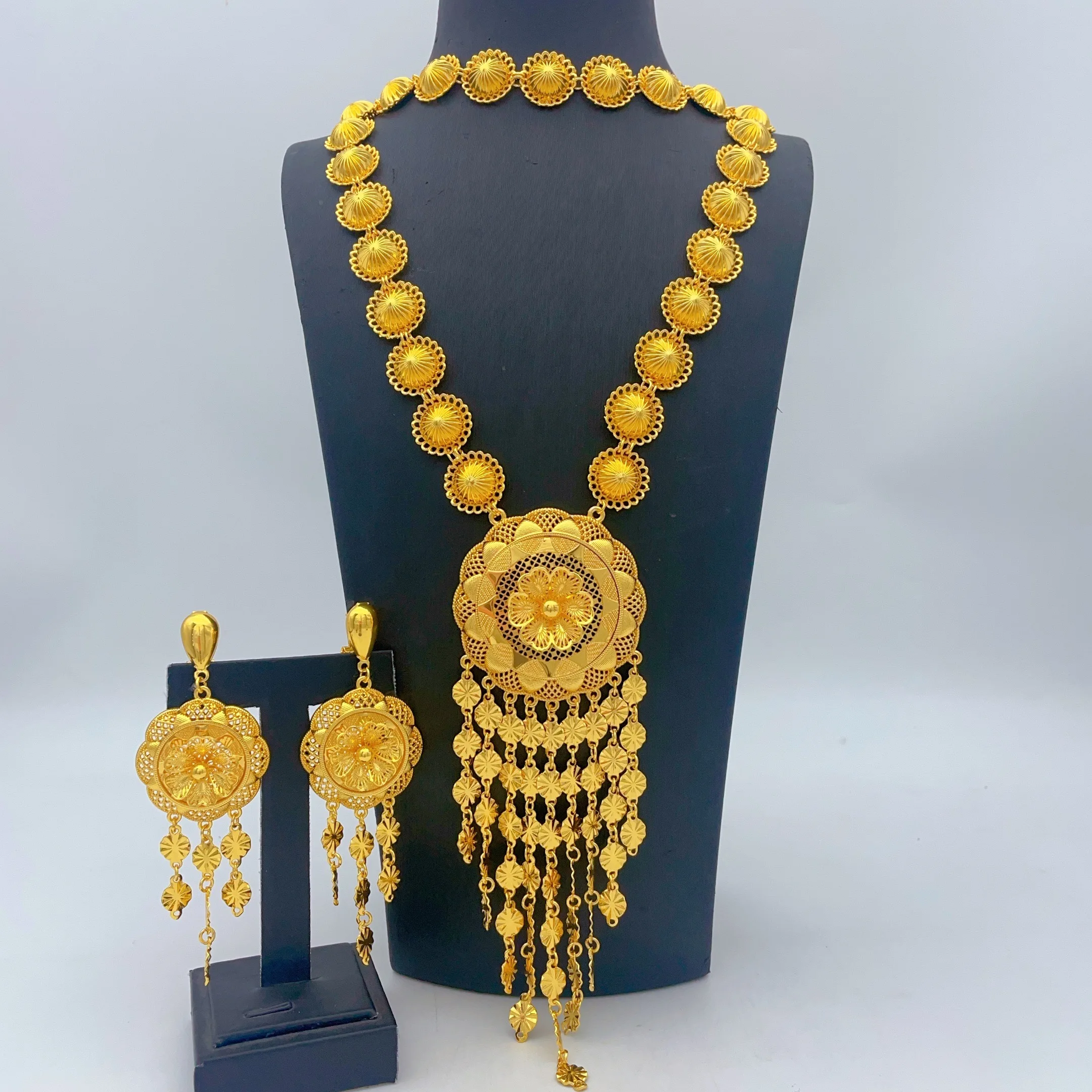 Modisches 24K Vergoldetes Schmuckset Dubai Afrikanische Lange Halskette Ohrringe Hochzeit Brautschmuck-Sets für Frauen Party-Geschenke