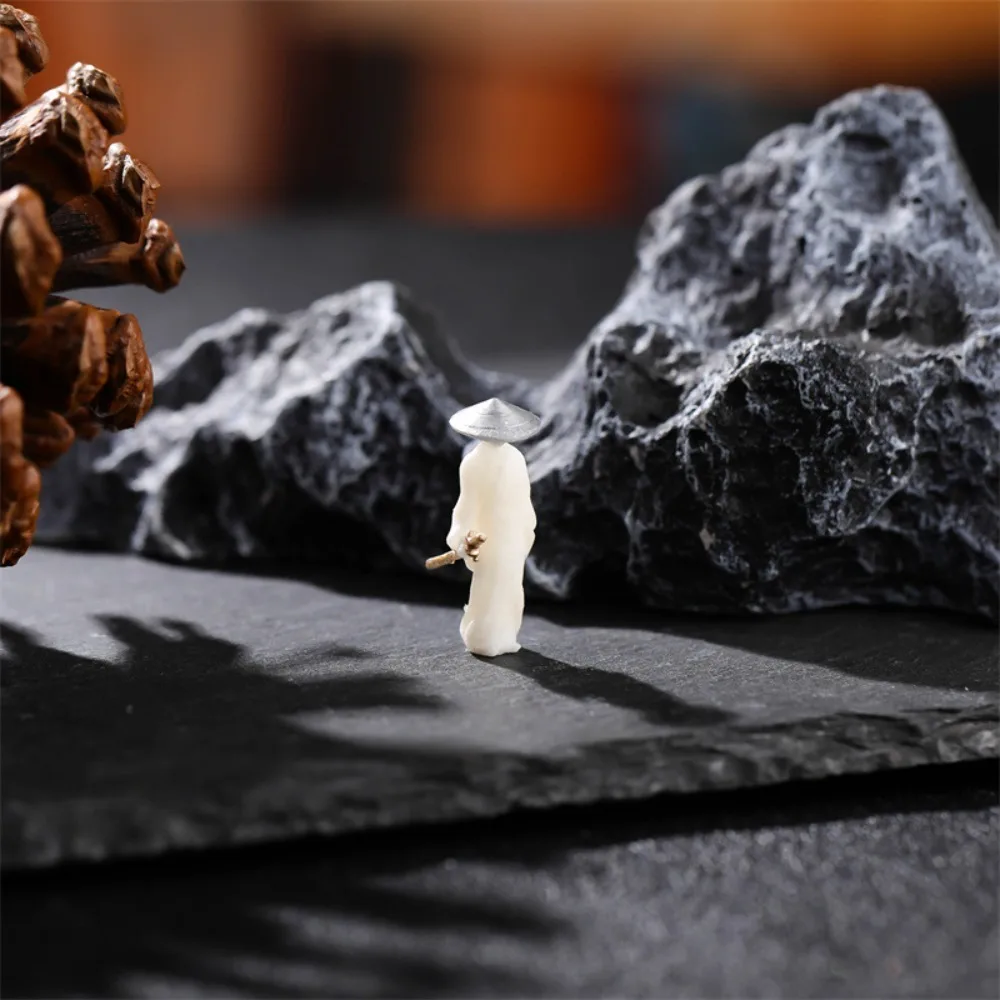 1PC Miniatures Cool Kung Fu Swordsman Figure Black White Desk Decoration Mini Ornaments Plant Decoration