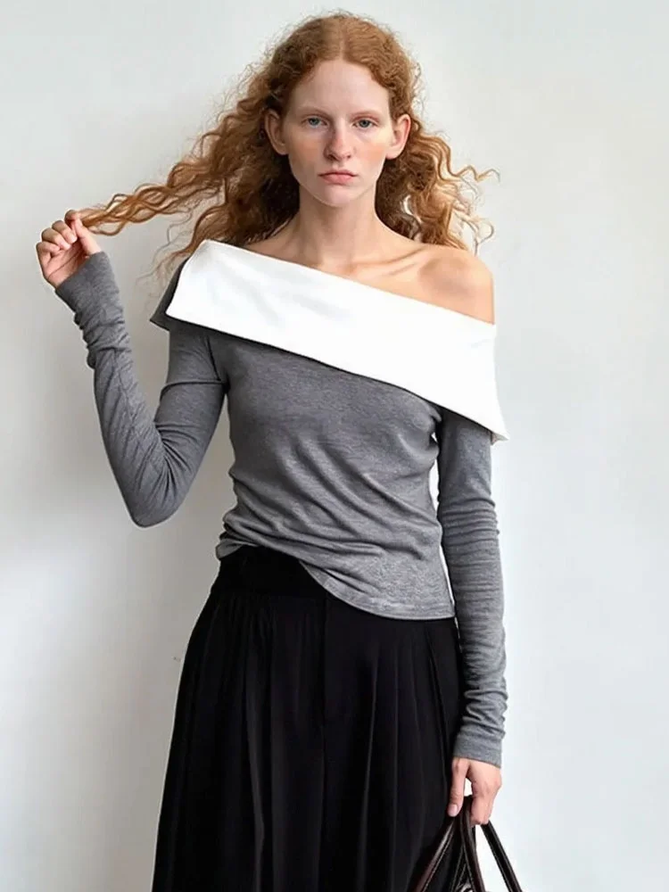 

Женская модная футболка ZhuoZhi Весна 2026 с асимметричным воротником, открытым плечом, разрезом и цветовыми блоками, длинный рукав