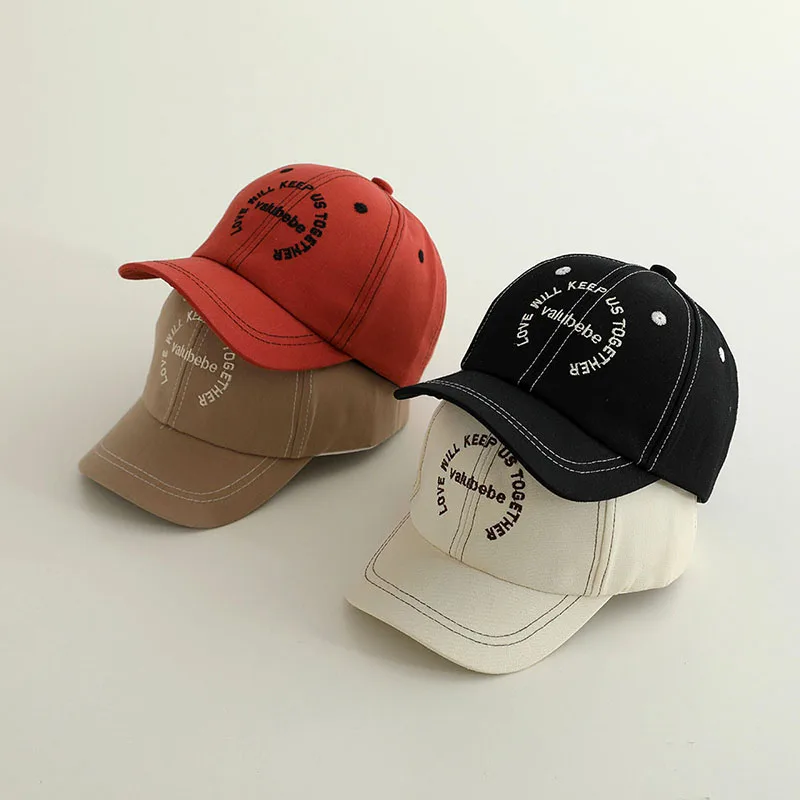 موضة الأطفال بطة اللسان قبعة التطريز رسالة الاطفال قبعة بيسبول الصلبة القطن الطفل ظلة قناع 2-6Year فتاة بوي قبعة رياضية