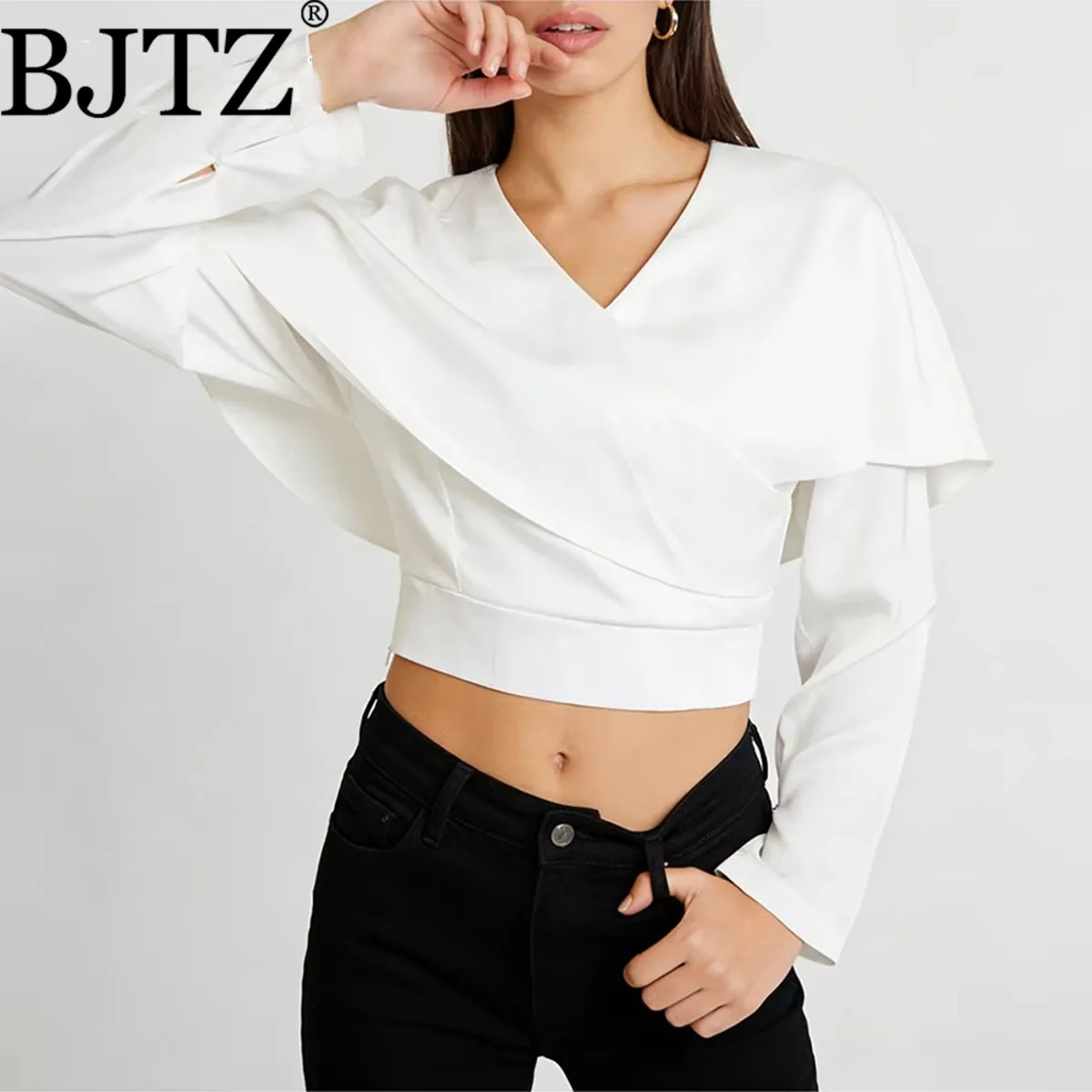 

Женская минималистичная белая блузка-накидка BJTZ свободного кроя, короткая, весна-осень 2026, новая повседневная модель в расслабленном стиле, шикарная простая рубашка для женщин