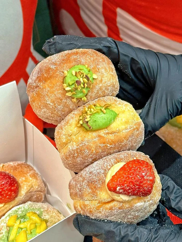 

Электрическая пневматическая одноголовочная машина для розлива пасты объемом 10-5000 мл: для зубной пасты, соусов, средств по уходу за кожей