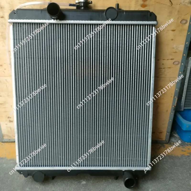 Loader case C175 C185 L190 L175 C190 L180 L185 LS190.B Water tank radiator 87013856
