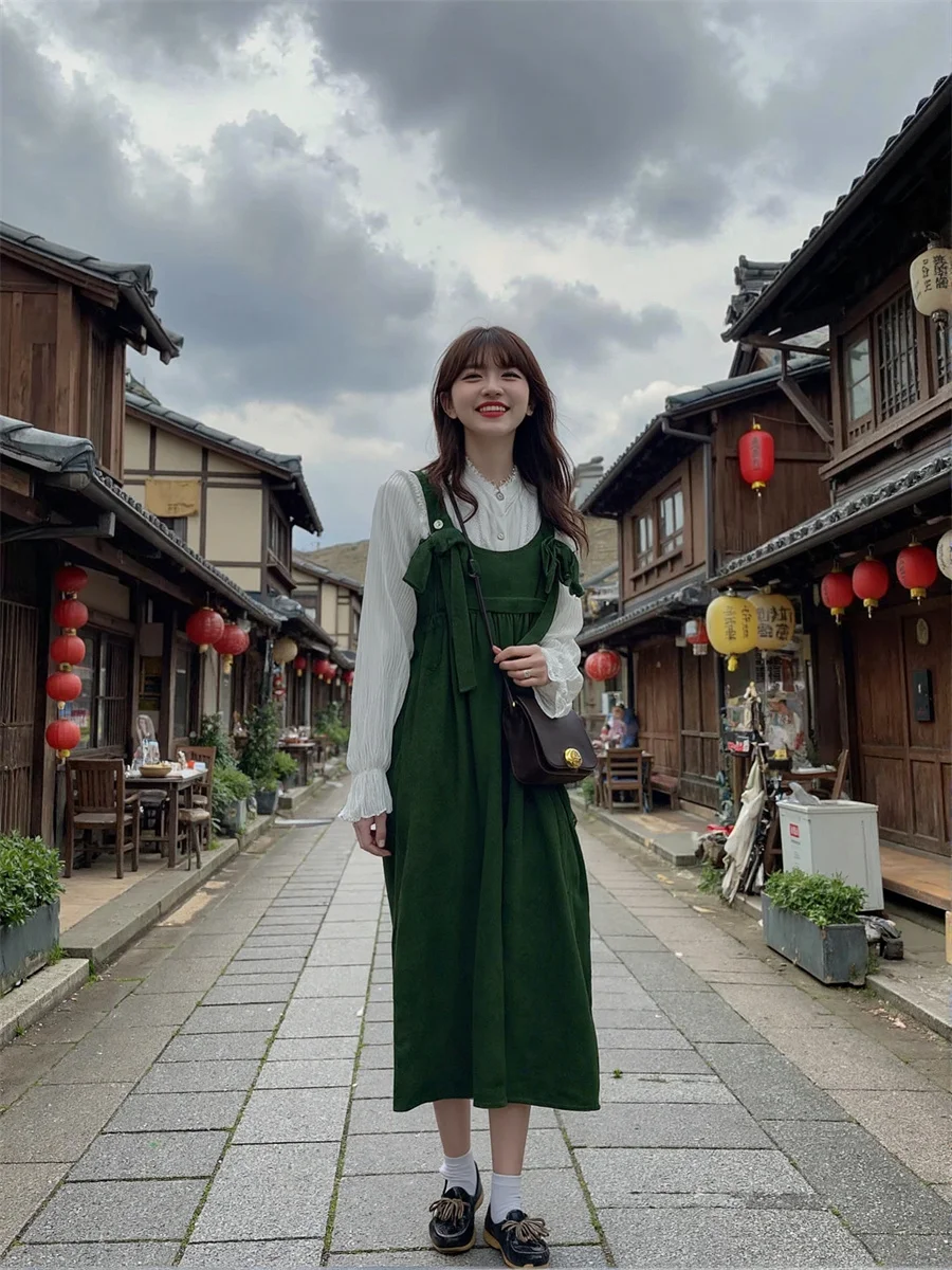 ชุดเดรสผู้หญิงสไตล์ญี่ปุ่นลำลองสีเขียวสำหรับสาวออฟฟิศ ดีไซน์เรียบง่าย ตัดต่อสีไล่ระดับแบบออมเบร หลายสี ลายมัดย้อม