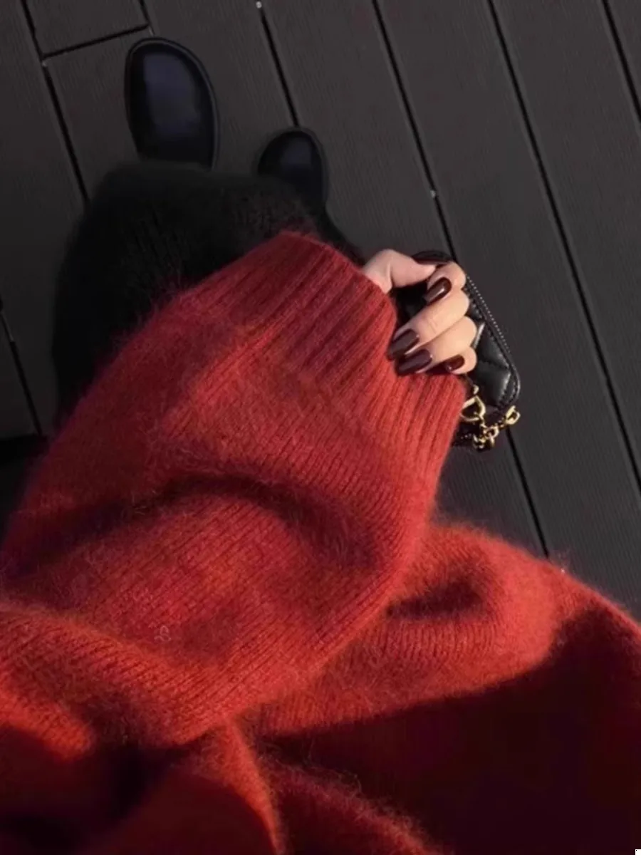 Sweter damski z angory, luźny, w stylu lazy fashion, z dzianiny wełnianej, z dekoltem w serek, na jesień i zimę, czerwony, duży rozmiar.