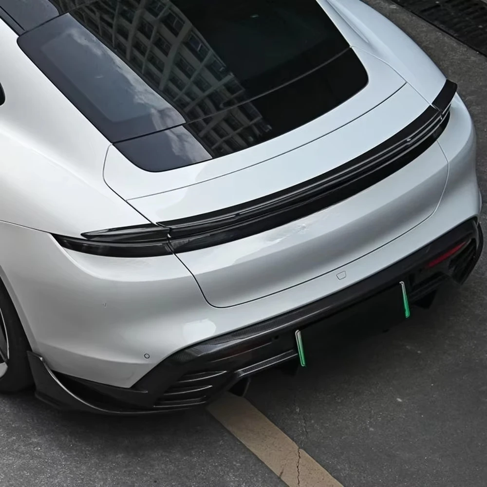 Upgraded PK Style Dry Carbon Fiber Rear Spoiler Body Kit, Rear Spoiler Light Car Kit Suitable for Taycan