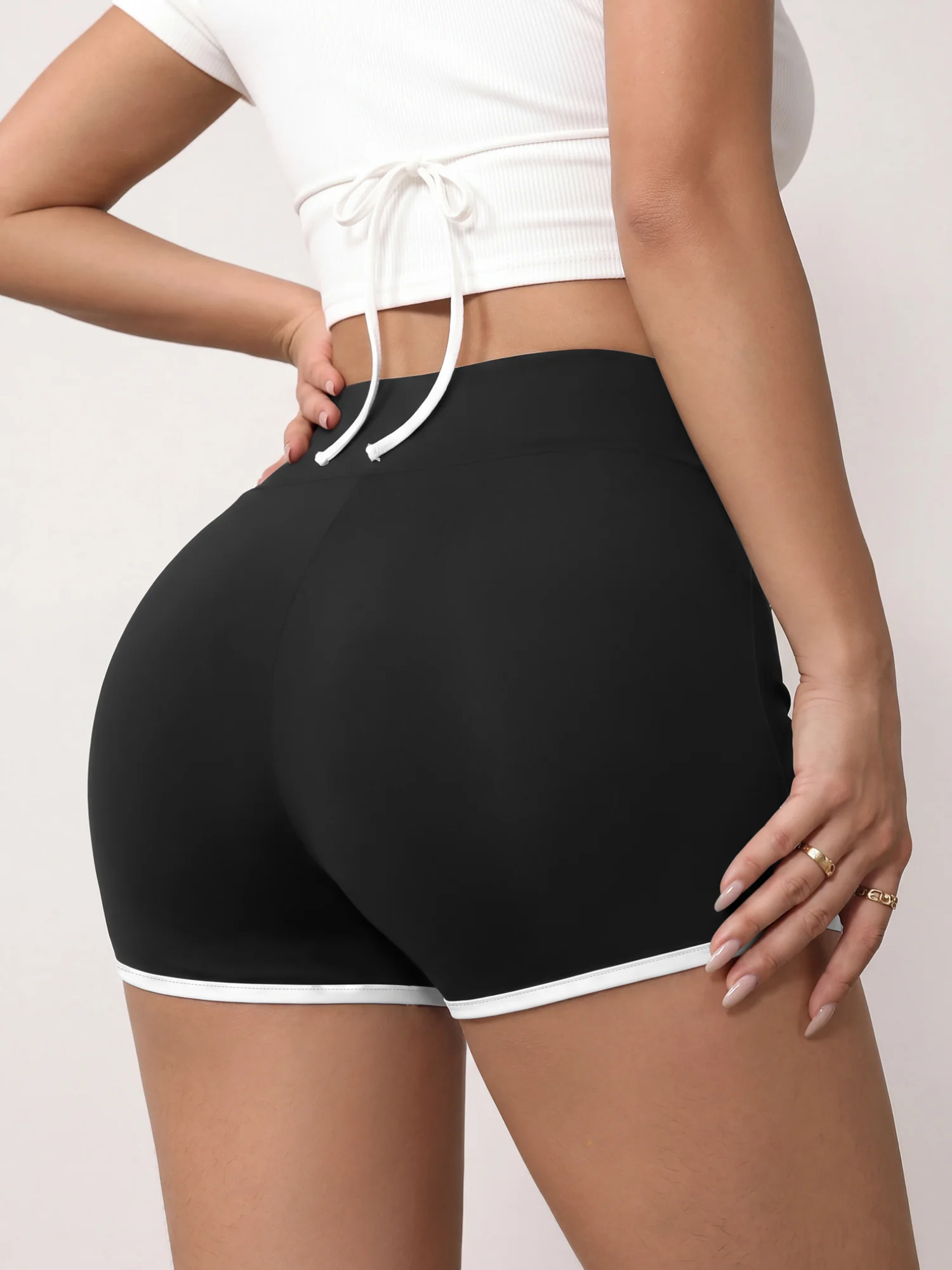 Internet Viral Fake Two Piece Wrap Shorts White Contrast Trim High Waist Slim Short Pants Influencer Daily Casual  Bottoms