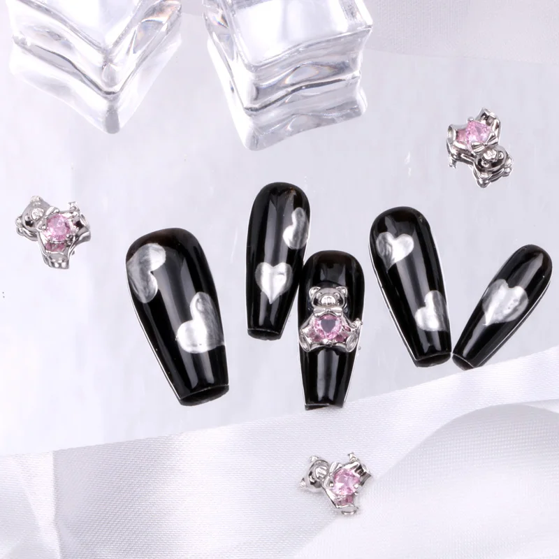 TSZS 3 pz/lotto Cute Small Bear Nail Art rivetti Stud Multi Mental decalcomanie suggerimenti fai da te Manicure Charms decorazioni per unghie 3D