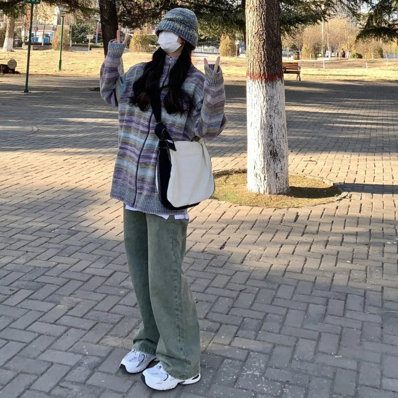 Cardigan con cerniera a righe arcobaleno 2023 nuovo autunno inverno moda maglione con collo in piedi Top lavorato a maglia a maniche lunghe oversize