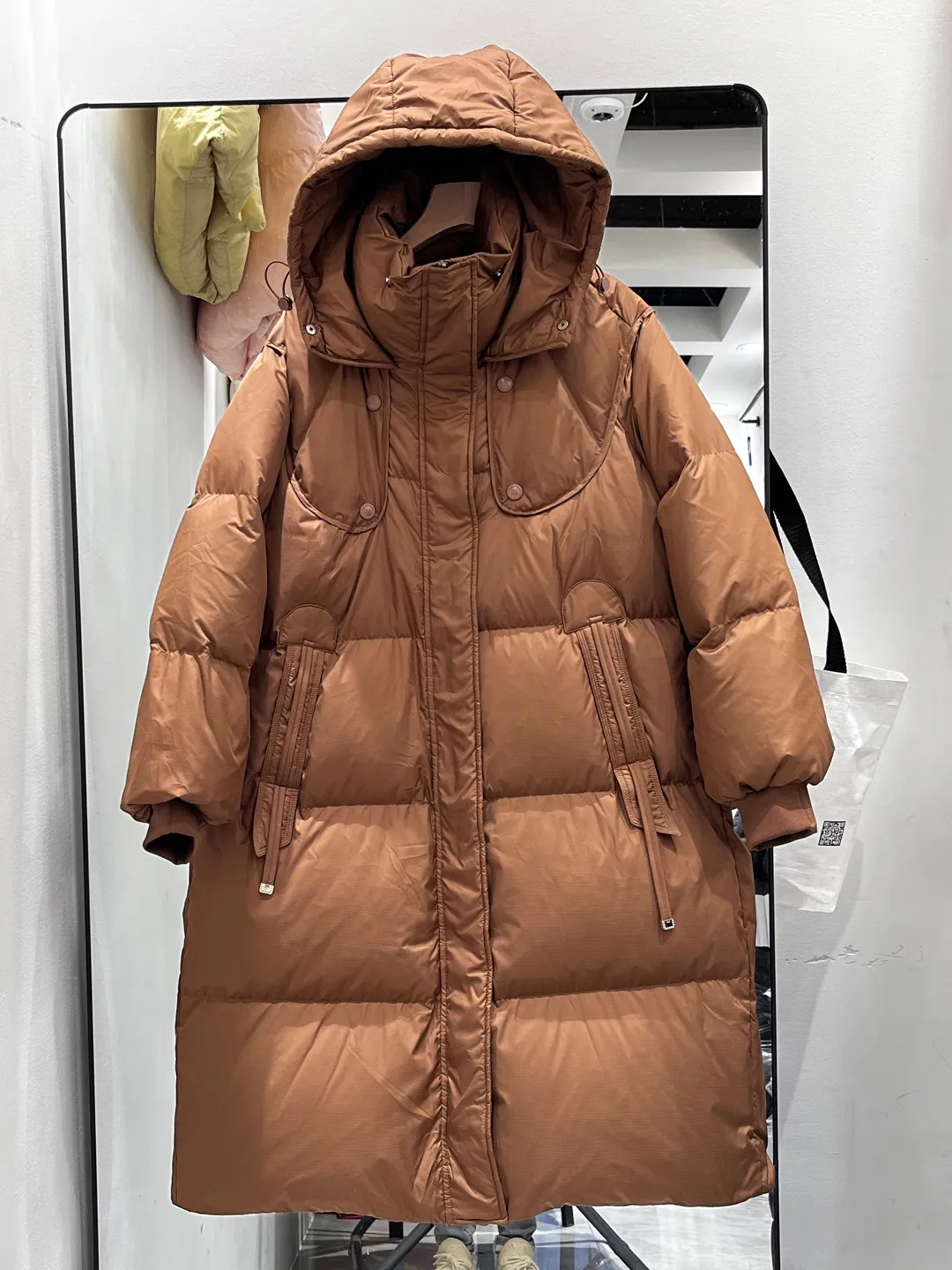 2026 Winter New Women's Down Jacket Hooded Windproof Parker Commuter Jacket