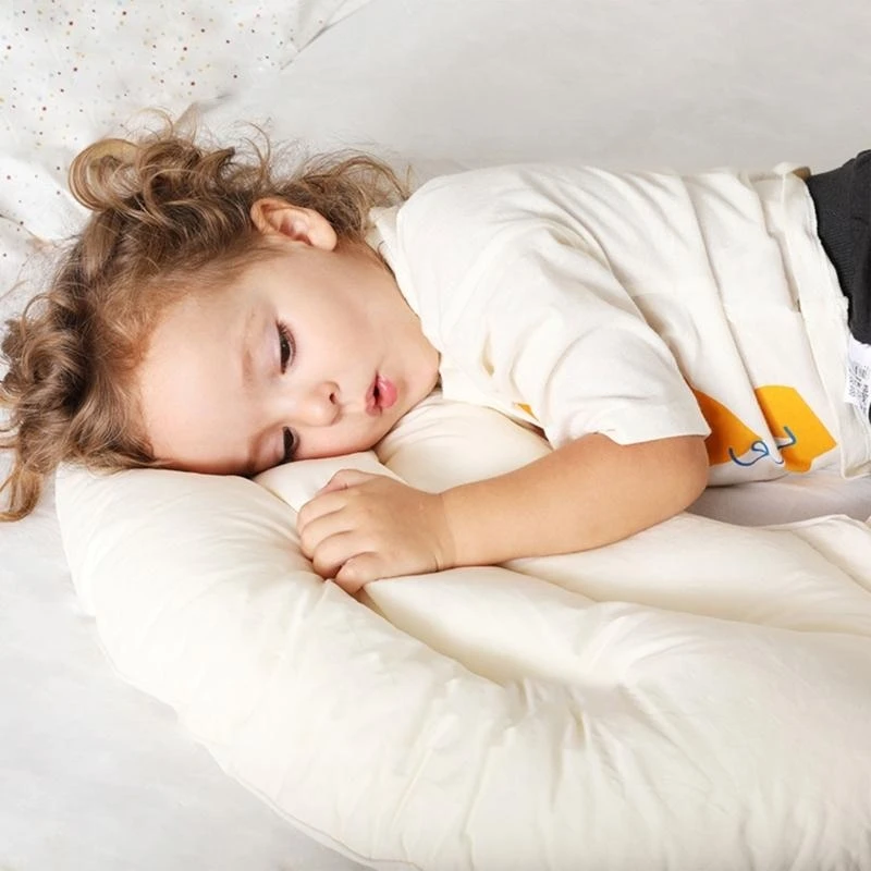 J15U وسادة جسم مريحة على شكل قمر للأطفال الصغار من القطن قابلة للتنفس وقابلة للغسل ونوم الطفل وسادة مهدئة قابلة للفصل #2