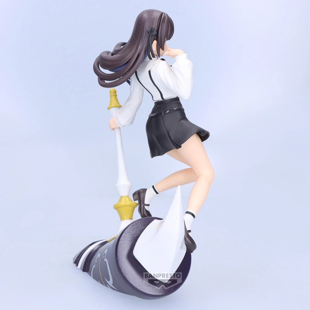 Banpresto Alina Clover (I May Be a Guild Receptionist, But I'll Solo Any Boss to Clock Out on Time) 18cm Anime Figure Model Toys