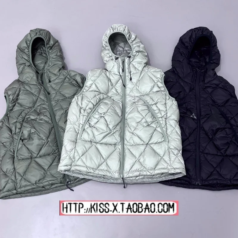 

Trendy 2025 ROA LIGHT down Quilted Vest Couple Lightweight Warmth Anti-tear Du down Vest Loose Fit Zipper Closure Color