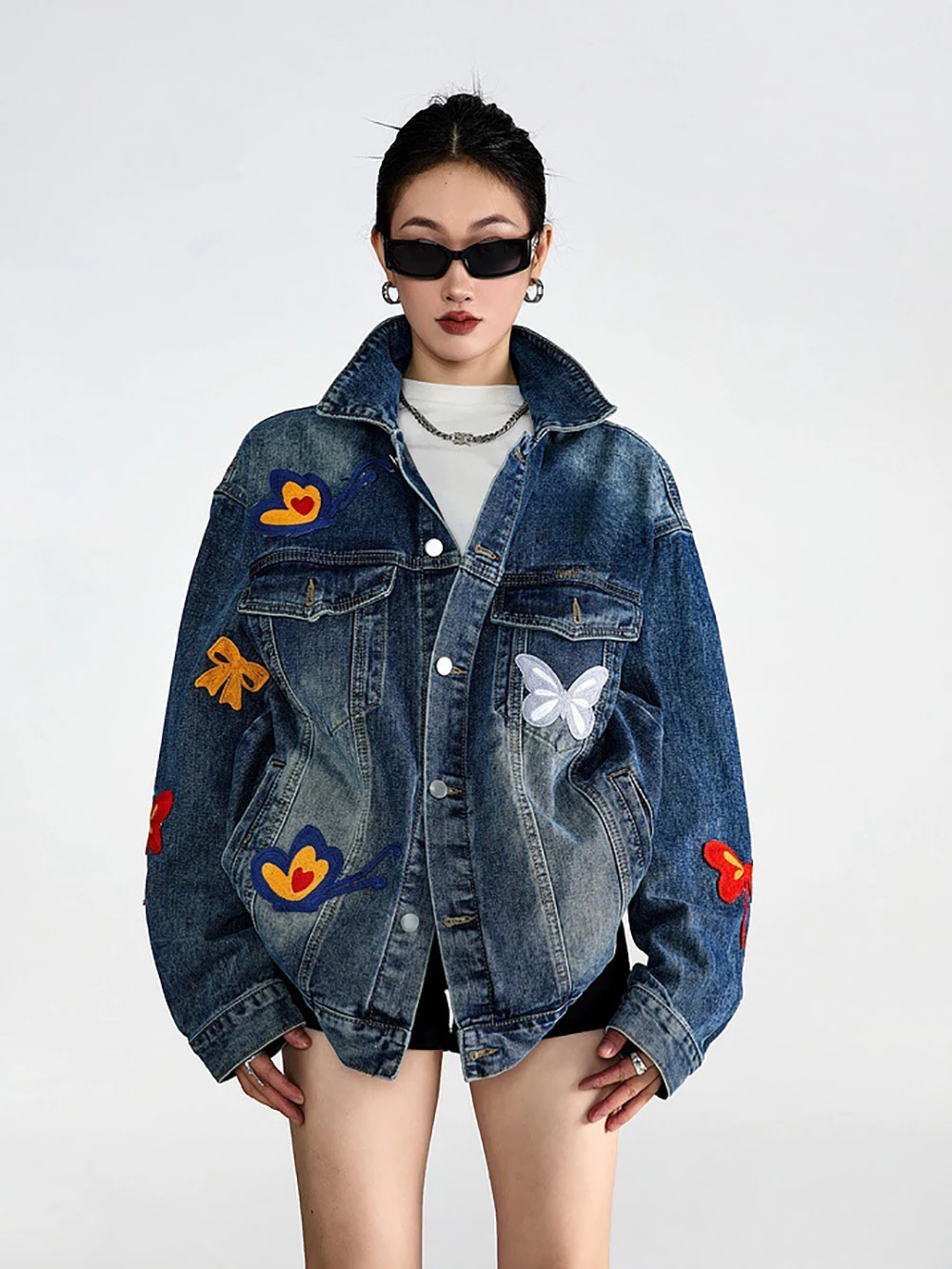 Retro Butterfly Embroidered Loose Denim Jacket Autumn/Winter Design Sense Turn Down  Collar Coat Mid-length Couple Cowboy Top