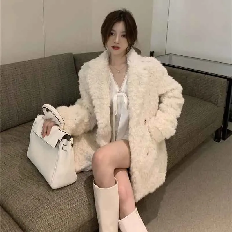 Autumn Fashion Lamb Fleece Jacket Women Winter Warm Double Breasted Plush Outerwear Loose Solid V Neck Long Sleeve Fur Coats