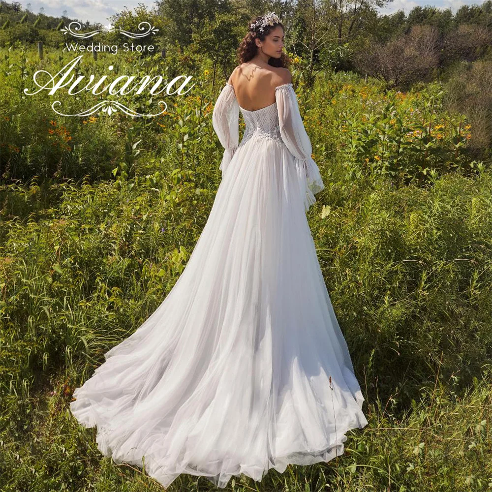 アヴィアナ カスタマイズされたスイープトレイン オフショルダー スイートハート Aライン ウェディングドレス チュール ストラップレス フロアレングス プリンセス シンプル スパンコール