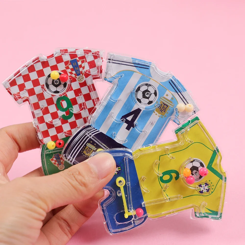 10Pcs Football Wear Pin Ball Game Toys Kids Happy Birthday Party Favor Girl Boy Party Gift Baby Shower Souvenir Pinata Fillers