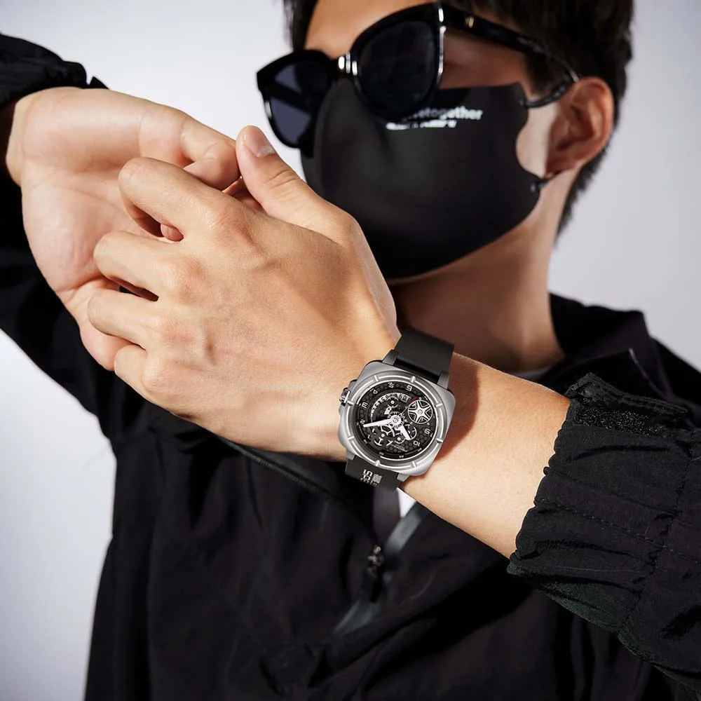 أزياء الرجال الرياضة ووتش حزام السيليكون ساعات كوارتز عالية الجودة للماء مضيئة عارضة الميكانيكية نمط العصرية الرجال الهدايا