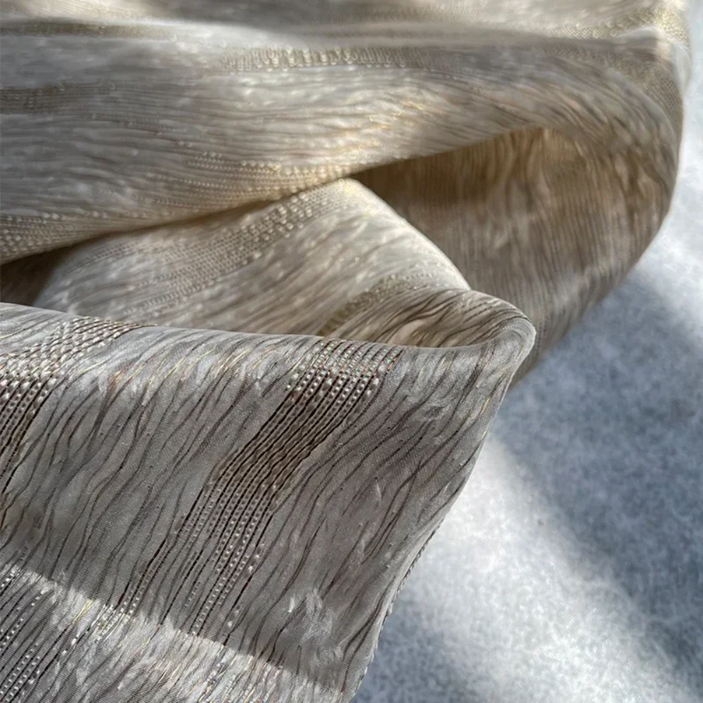 

Composite Fabric Apricot Gold Striped Window Screen Dress Clothing Designer Wholesale Cloth Diy Apaprel Sewing Fabric Material