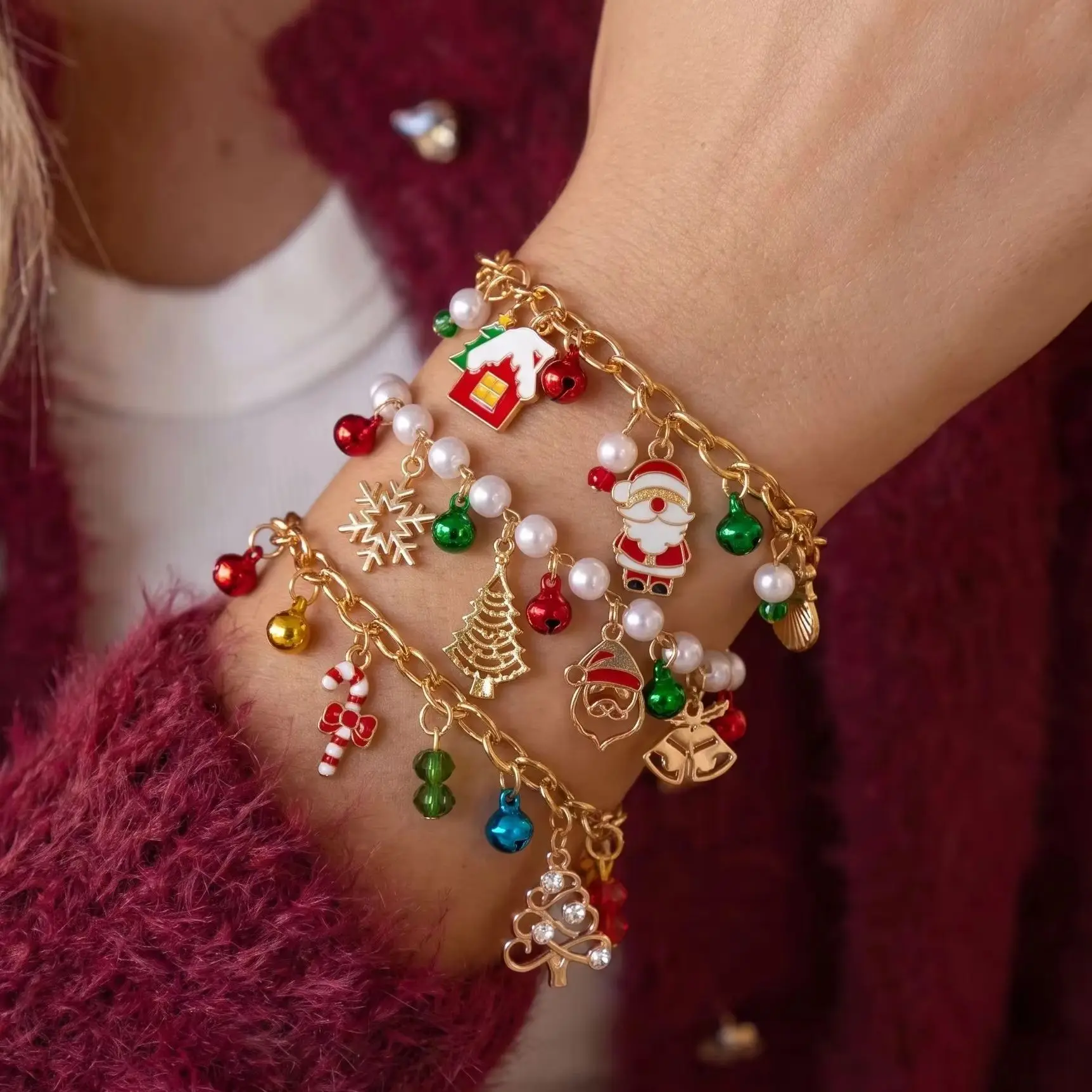 Fashion Christmas Tree Santa Claus Bracelet for Women Romantic Bow Bell Crystal Imitation Pearl Chain Xmas Holiday Jewelry Gift