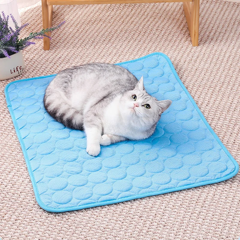 Pet Ice Mats Summer Cat Dog Sofa Nest Bed Cooling Sleeping Pad for Small Dogs Pets Durable Sofa Cooling Pad Blanket Pet Supplies
