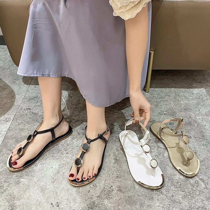 New Trend Summer Sandals Women Fashion Casual Beach Outdoor Flip Flop Sandals Metal Decoration Ladies Flat Shoes Large Size 43