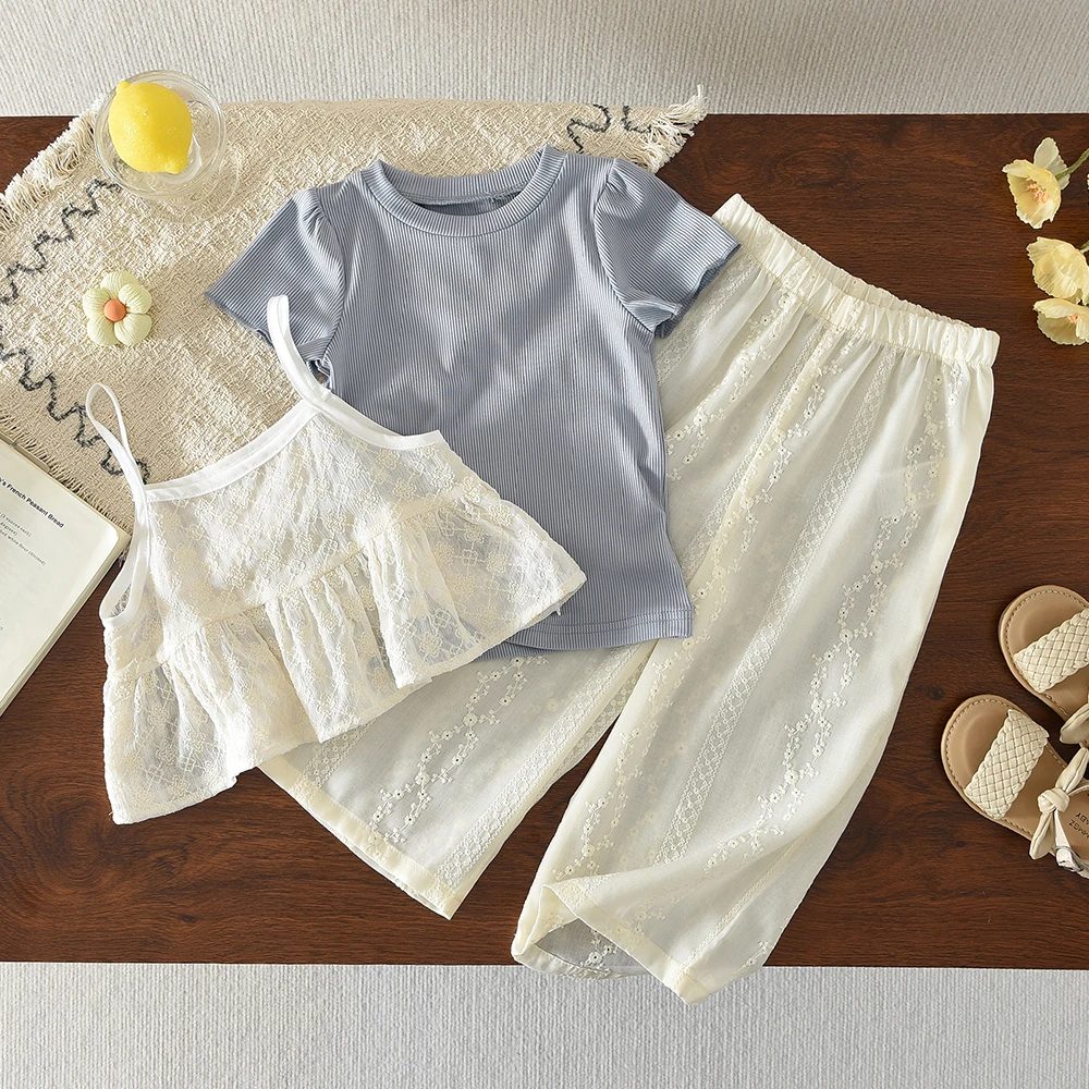 Sommerliche Freizeitkleidung für Mädchen von 3-7 Jahren: Blaues Kurzarm-Oberteil + Weiße Weste + Bedruckte Hose – Detail 3