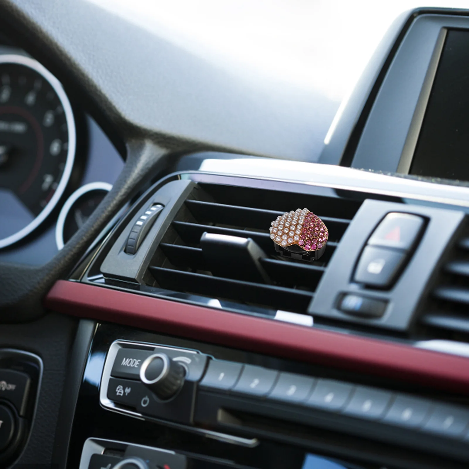 

2pcs Perfume Clip Heart Shape Rhinestone Aroma Vent Clip Interior Decoration Car Air Vent Diffuser Cute Aroma Clips For Car