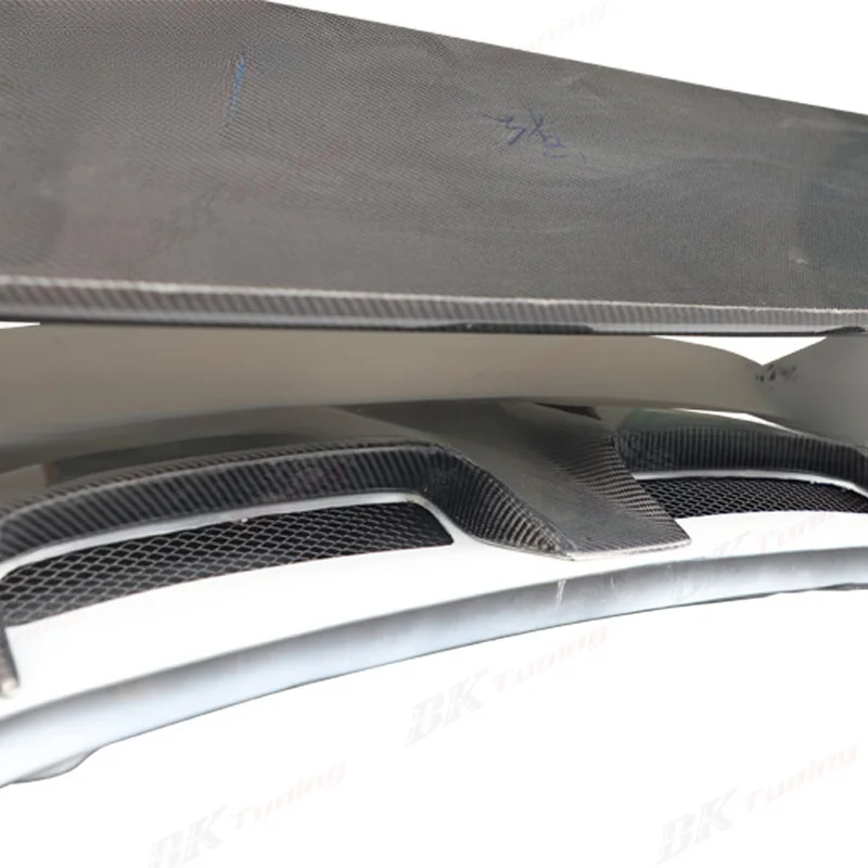 Lightweight GT3 Style Semi Carbon Rear Tail Wing Spoiler Kit for Sports Coupe Off-Road Upgrade