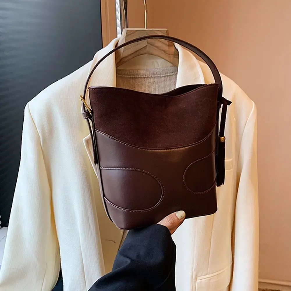 

Модная подвеска с кисточками из искусственной замши, сумка-ведро, сумка на плечо, сумки-хобо с напуском, большая вместительная однотонная сумка-тоут для девочек