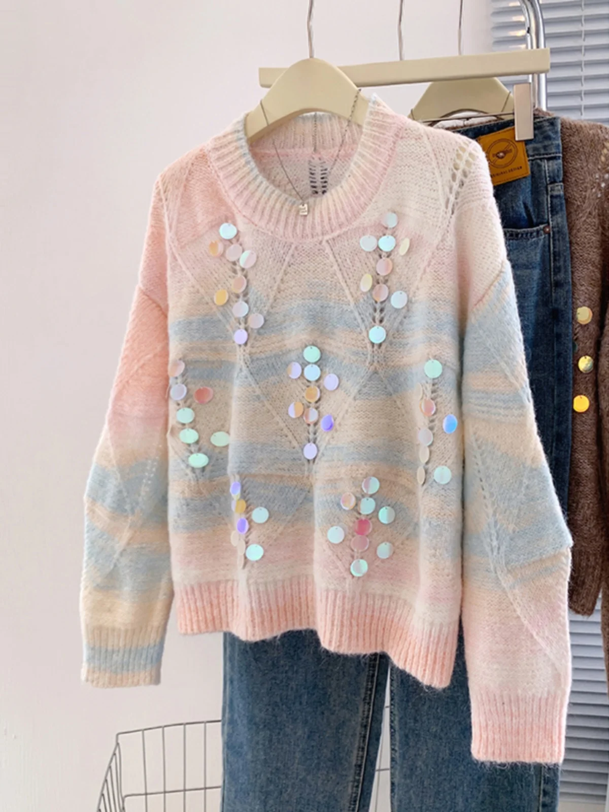 

Женский вязаный свитер с пайетками, осенне-зимний, свободный, ажурный, с длинными рукавами, мягкий, уютный, плотный, топ