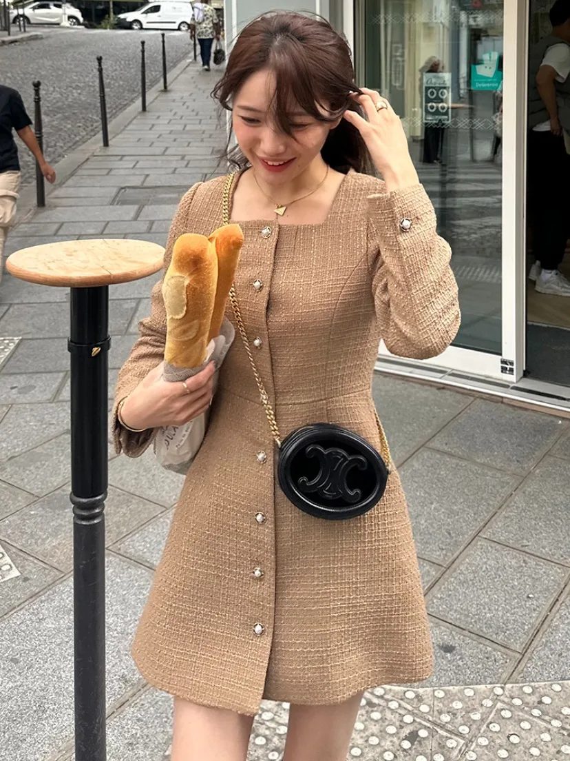 Vestido Curto de Gola Quadrada e Cintura Alta F Novo Estilo Coreano de Outono Moda de Rua Efeito Emaecimento Estilo ...