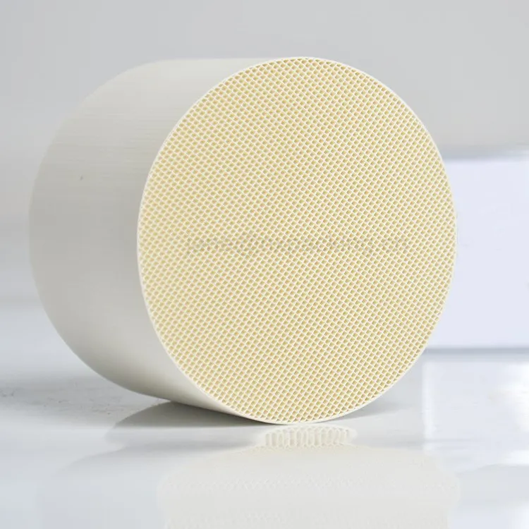 

Round Honeycomb Ceramic Three Way Catalyst Coating for Exhaust Catalytic Converter