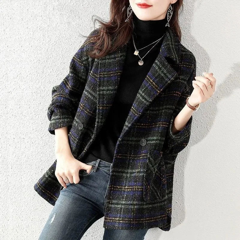 Damen Plus Size Karierte Wolljacke, Lose Midi-Länge, Ein-Knopf-Mantel mit Taschen, Herbst-Winter Neuheit, Modische Oberbekleidung – Detail 4