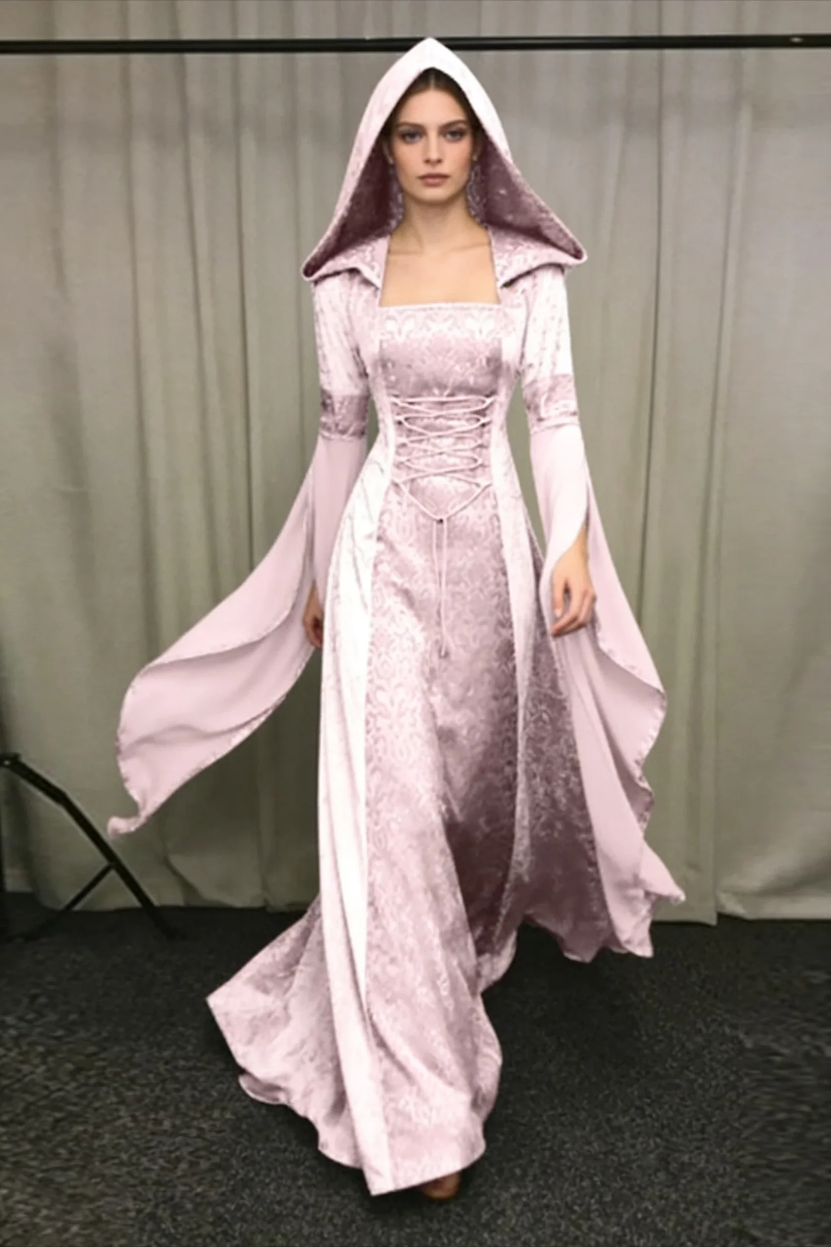 

Women Deluxe Witch Dress Medieval Halloween Renaissance Maxitrain Medieval Retro Wedding Hooded Tunic Role-playing Costume