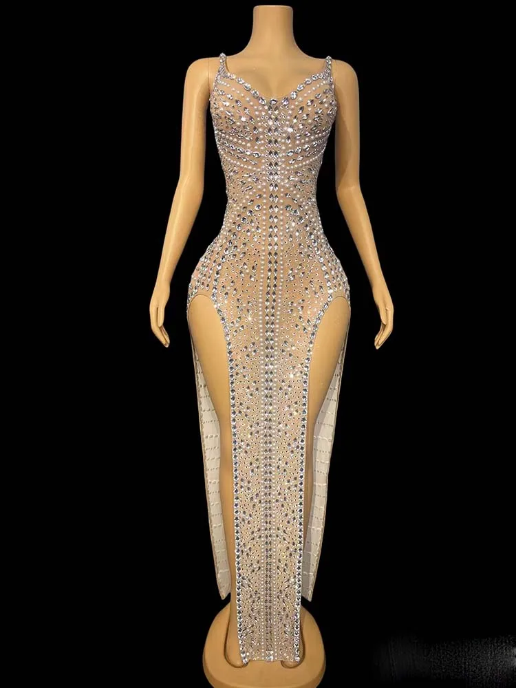 Wysokiej jakości sukienka z seksownymi ramiączkami, dekoltem w serek i rozcięciem, wykonana metodą hot stampingu, nowa kolekcja 2025, modna odzież damska na zamówienie.