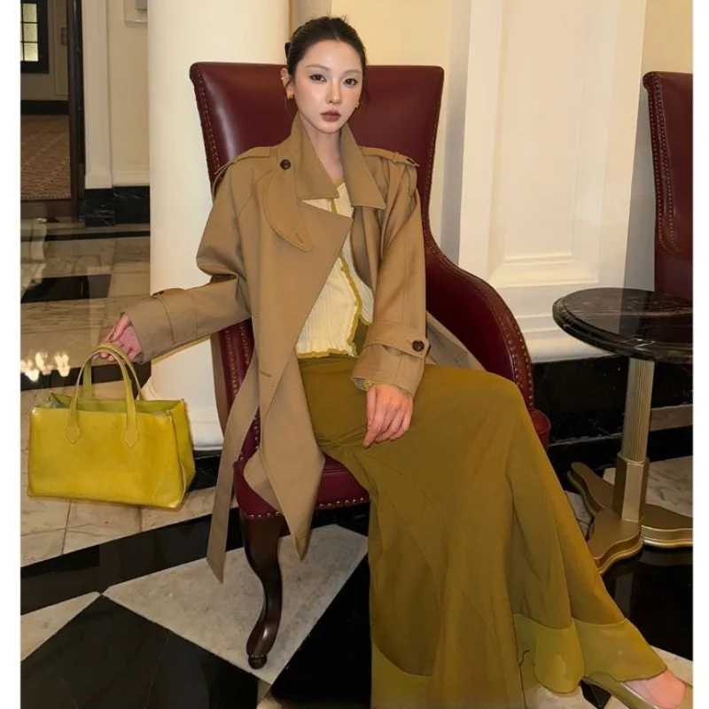 

Retro Classic Temperament Commuter Lapel Trench Coat Women's Khaki Silhouette Medium and Long High Quality Women's Clothing