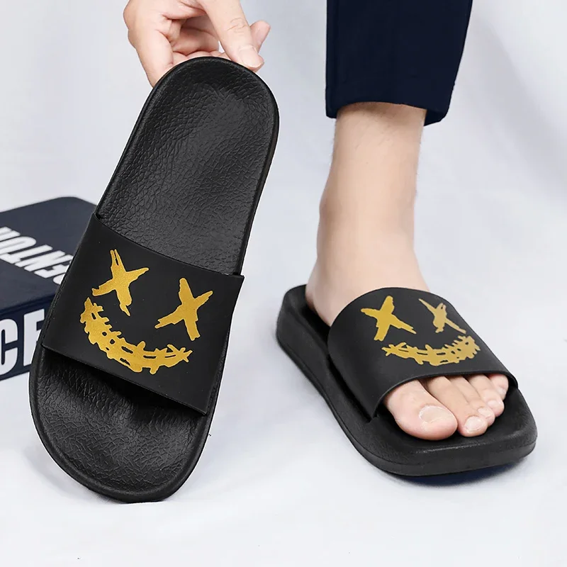 Slippers for Men Worn Externally Summer Trendy Flip Flops Bathroom Non-skid Indoor and Home Sandals