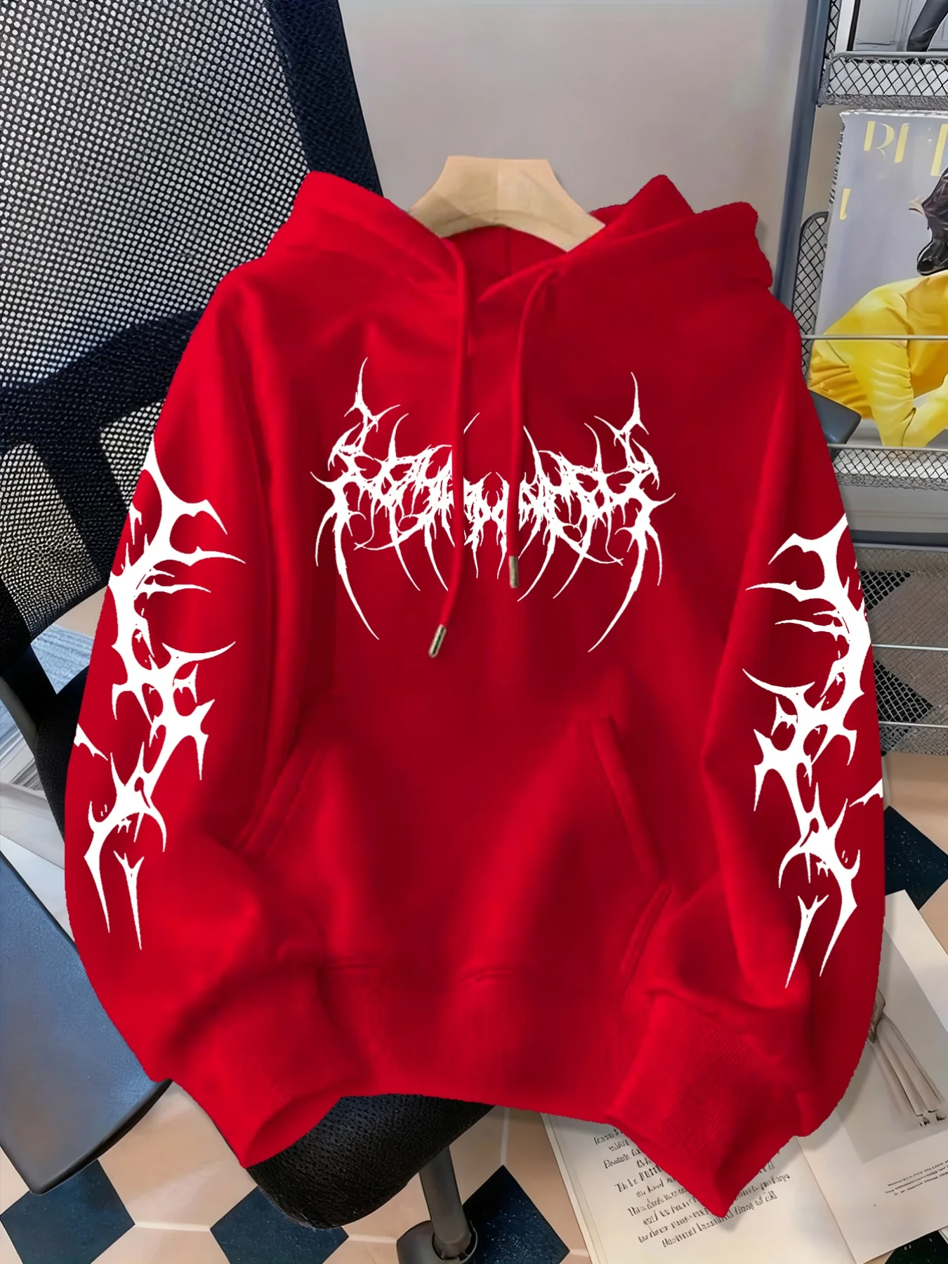 Herren Oversized Hoodie Schwarz Metall Dornen Gothic Text Vorderseite Ärmel-Print Y2K Dark Grunge Streetwear Pullover Oberteil Herbst Fleece – Detail 5