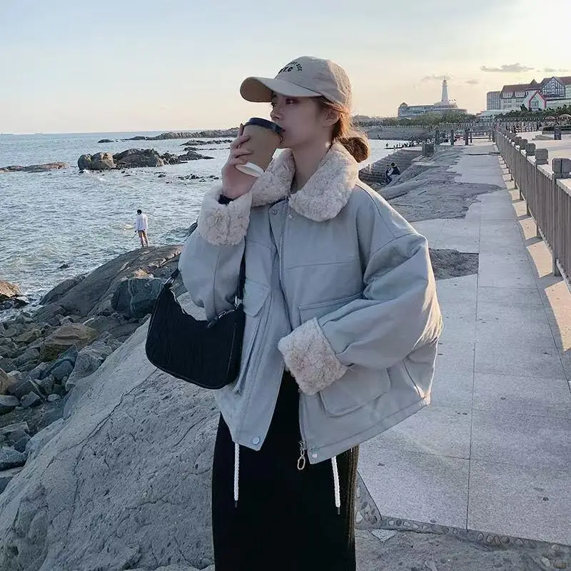 

Женская парка с хлопковой подкладкой, утепленная плюшевая куртка в корейском стиле, осенне-зимнее студенческое теплое пальто для девочек, легкая куртка-пуховик