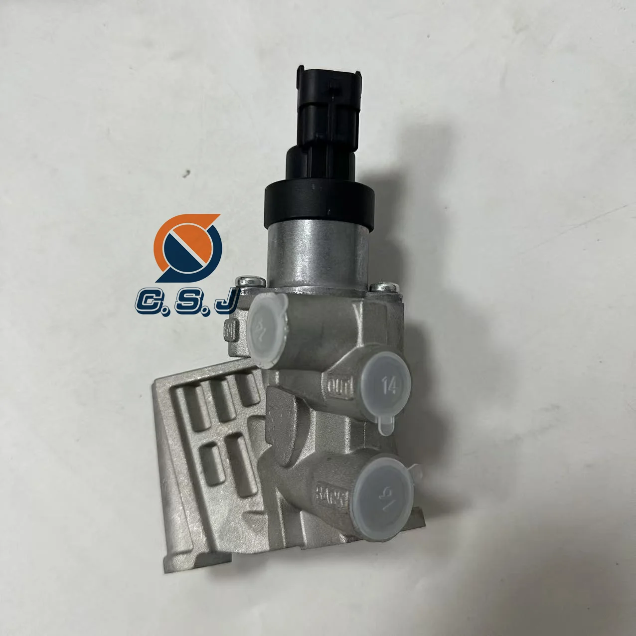 Control Block 04298582 21060258 21103266 21638691 02113830 02113724 Fuel Pressure Regulator Valve for TCD2013 TCD 6.1 Engine
