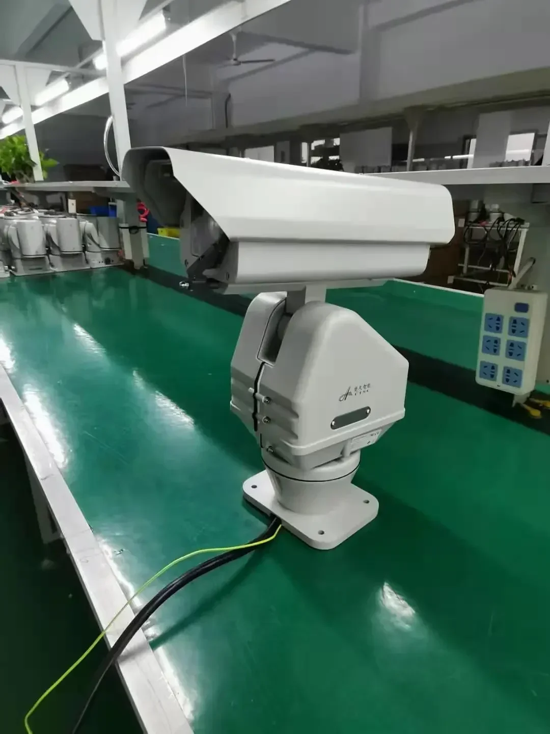 Telecamera digitale di sicurezza WiFi IP 4K 20x PTZ con tracciamento automatico per esterni con stile popolare
