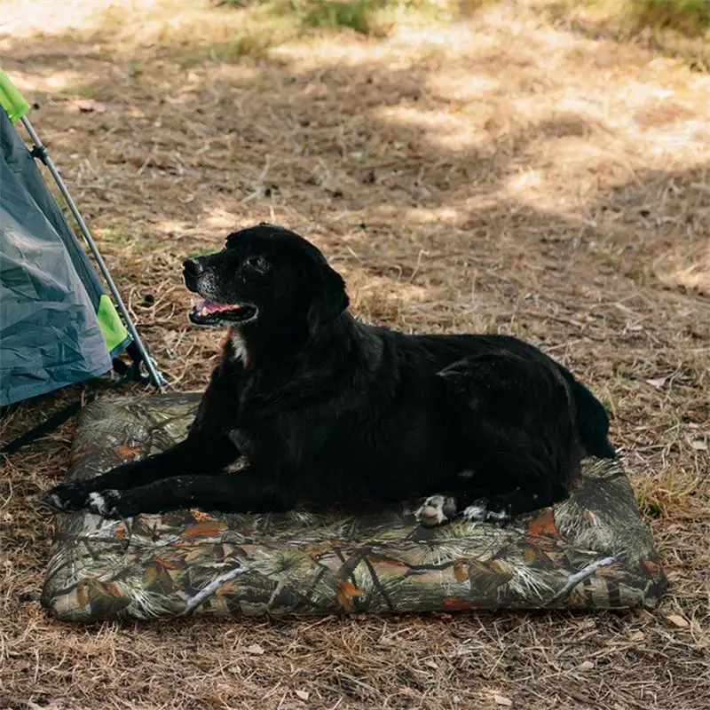 Outdoor Dog Bed Camouflage Oxford Cloth Dog Travel Mat Foldable Waterproof Pet Mattress Travel Pillow Mat for Cats Dogs