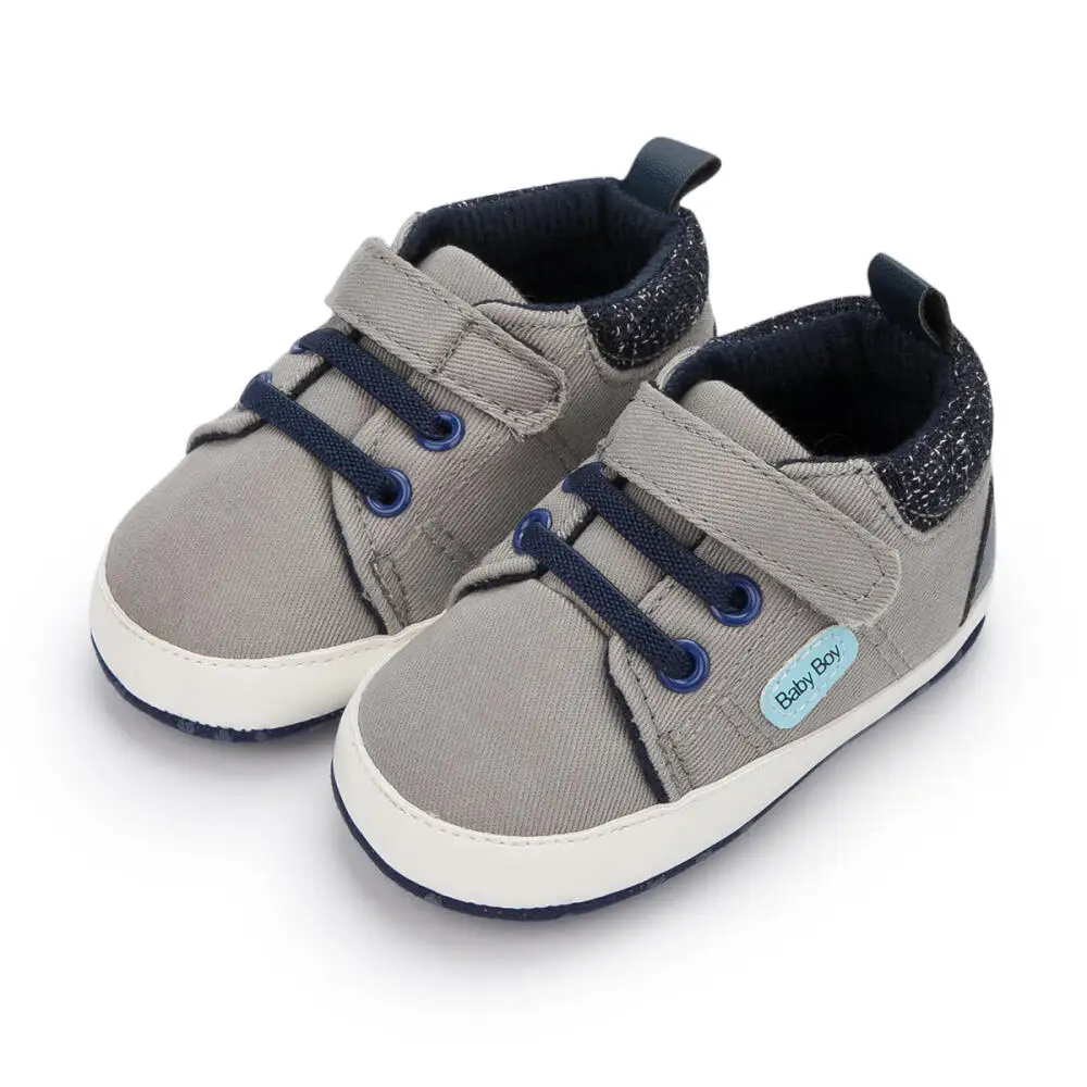 Neonato nuovo classico bambino scarpe di tela tinta unita scarpe casual suola in morbido cotone antiscivolo scarpe da ginnastica per bambini scarpe da bambino per il primo giorno